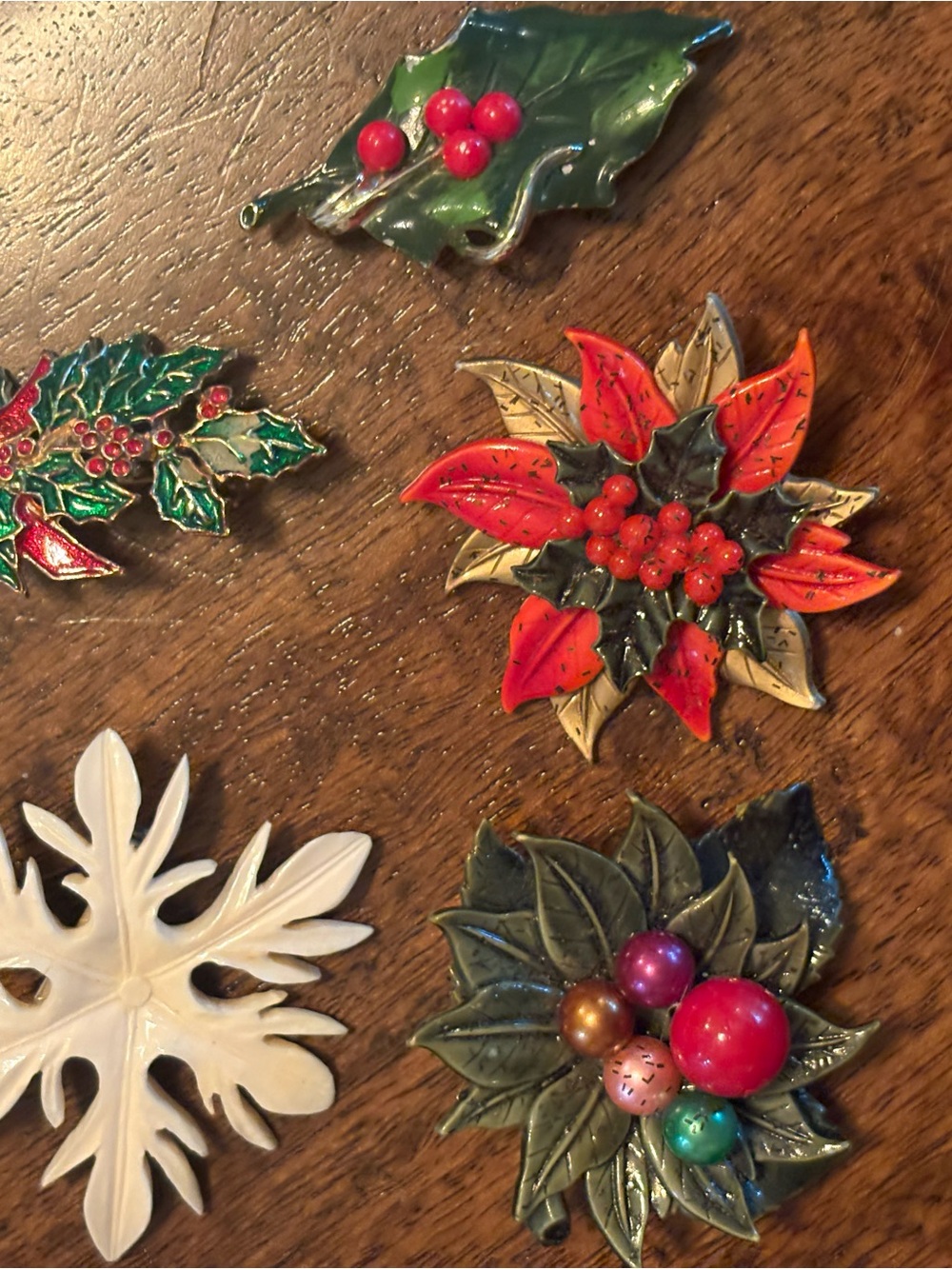 Lot of 5 Vintage Christmas Enamel Brooch Pins Leaf & Poinsettia Multicolor Metal